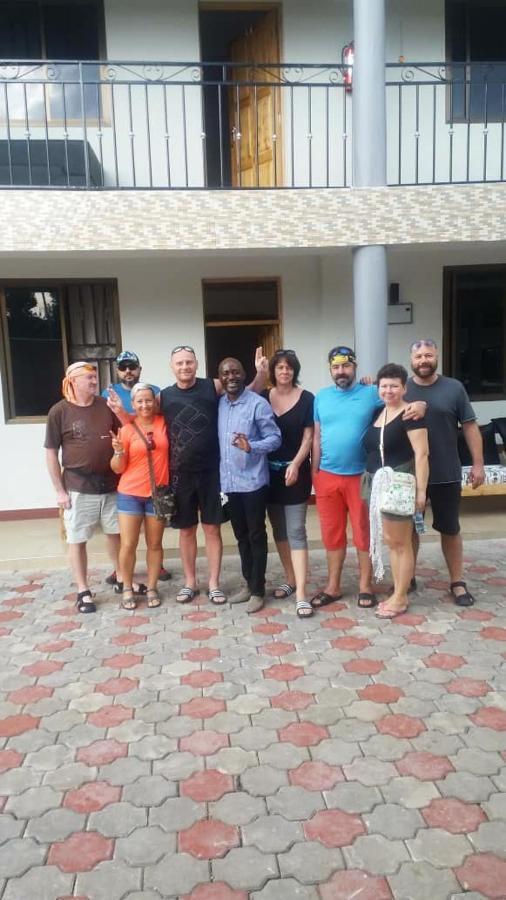 Wanyama B&B Arusha Esterno foto